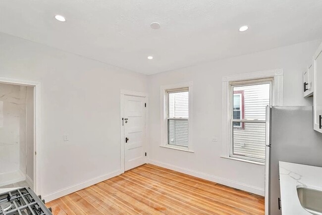 Photo - 41 Dix St Unit 2