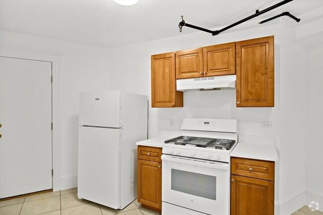 Building Photo - 2 Walnut St Unit 2 Rental