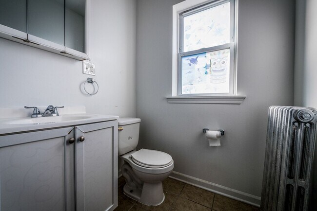 8141 S Kingston