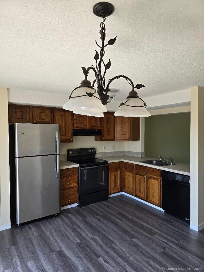 Photo - 150 Mark Ln Unit N8