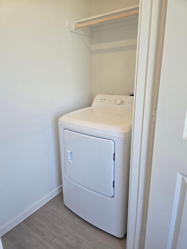 Photo - 25557 Blossom Ct