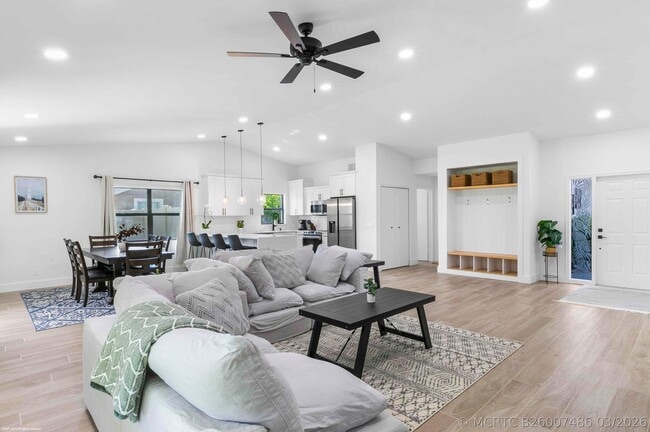 Photo - 13781 Barberry Dr