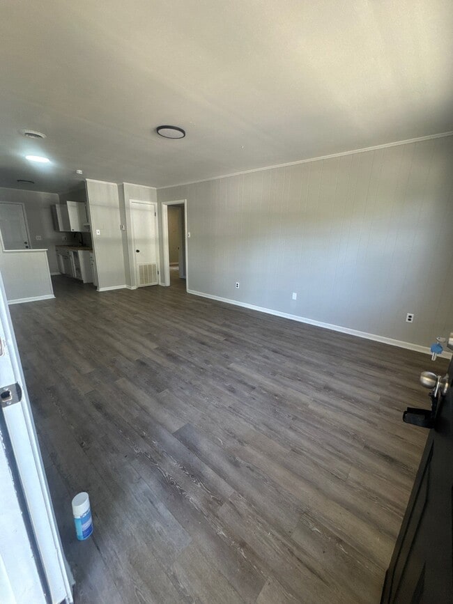 Photo - 207 Highland St