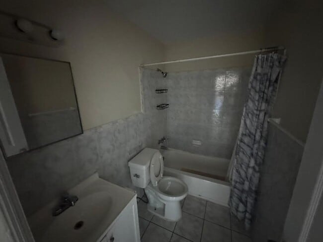 Photo - 4732 SW 33rd Ave Unit 205