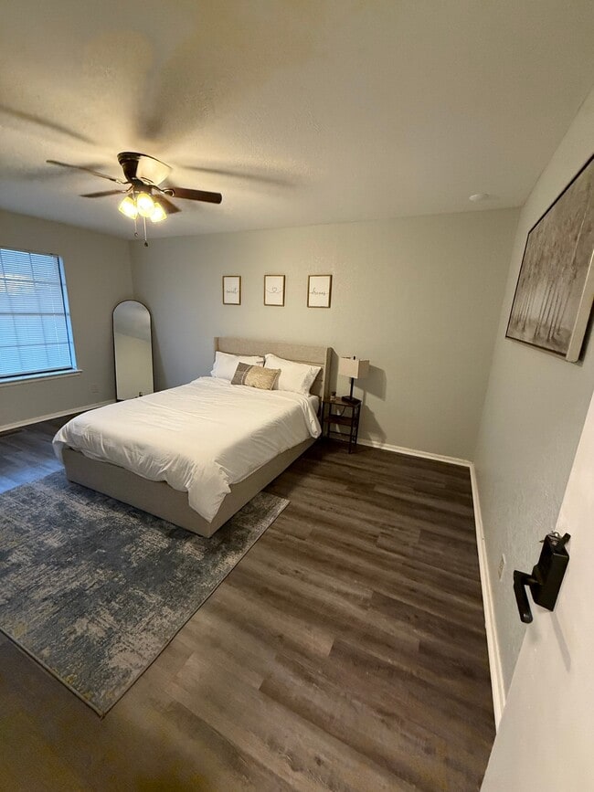Photo - 1408 N Juniper Ave