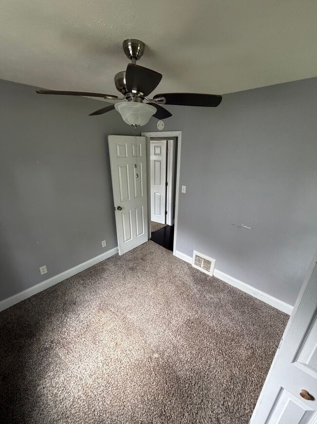 Photo - 3128 S 4th St