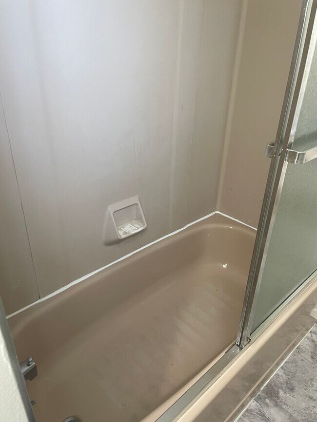 Photo - 1034 Chelton Ave Unit 1st Floor