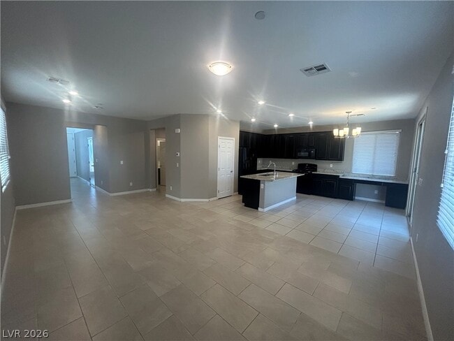 Photo - 917 Bluebell Brook St