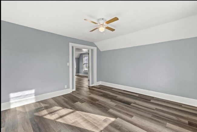 Photo - 2912 Wright Ave