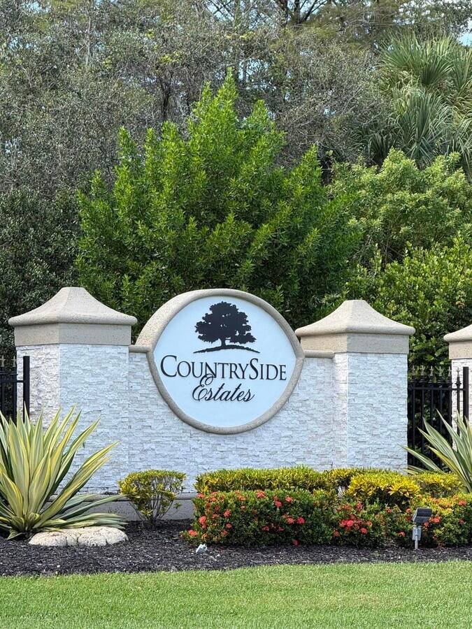 Photo - 5029 Forest Dale Dr