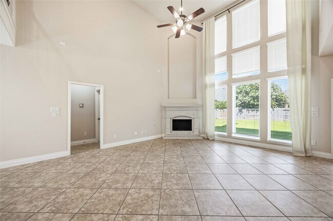 Photo - 27707 Lodgemist Ct
