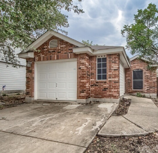 Building Photo - 6931 Grapevine Lk Rental