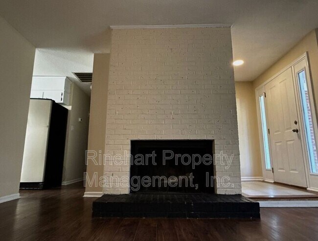 Photo - 290 Ratterree Cir