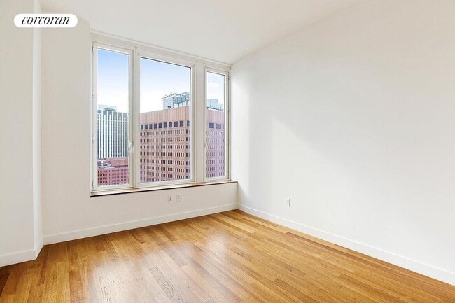 Photo - 15 S William St