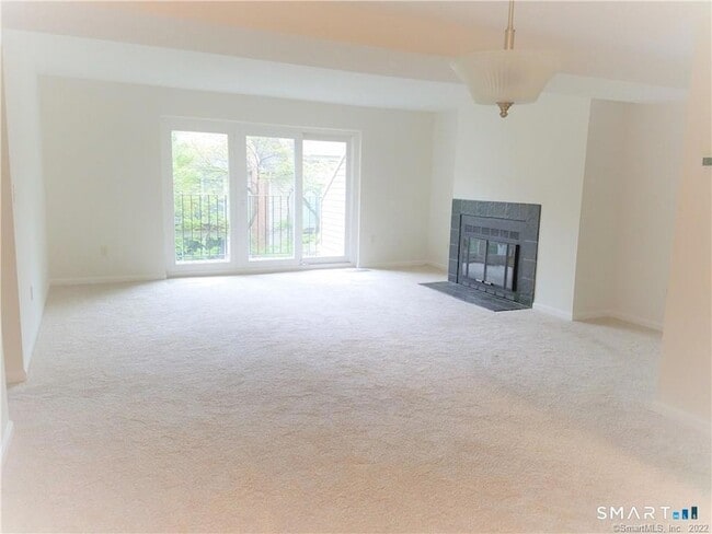 83 Highland Rd