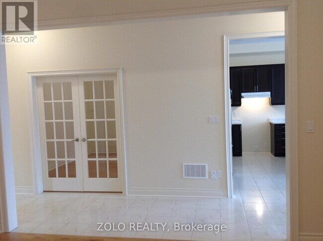 Photo - 64 Cayton Cres