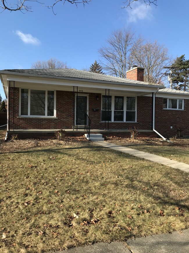 Photo - 2416 Medford Rd