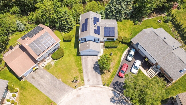 Photo - 305 Elwood Ct