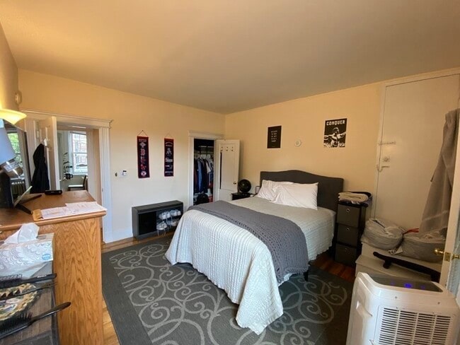 Photo - 77 Parkman St Unit 4