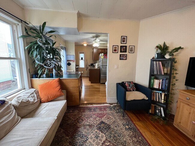 Photo - 12-14 Hancock Street Unidad Apartment #1