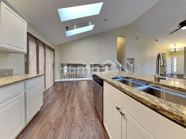 Photo - 6845 Watergreen Ct