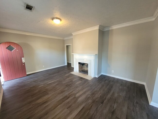 Photo - 2400 Bell St Unit A