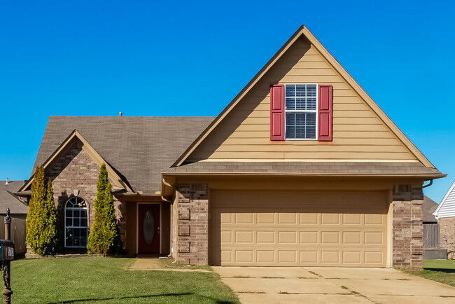 Building Photo - 5733 Fawn Dr