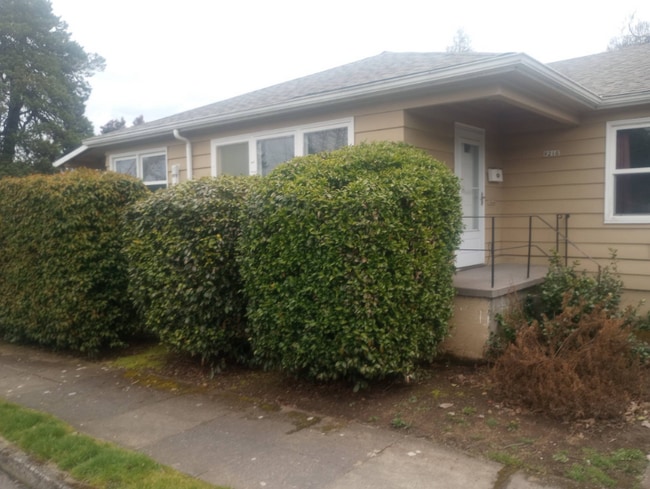 Photo - 9206-9210 N John Ave Unidad 9210 N. John