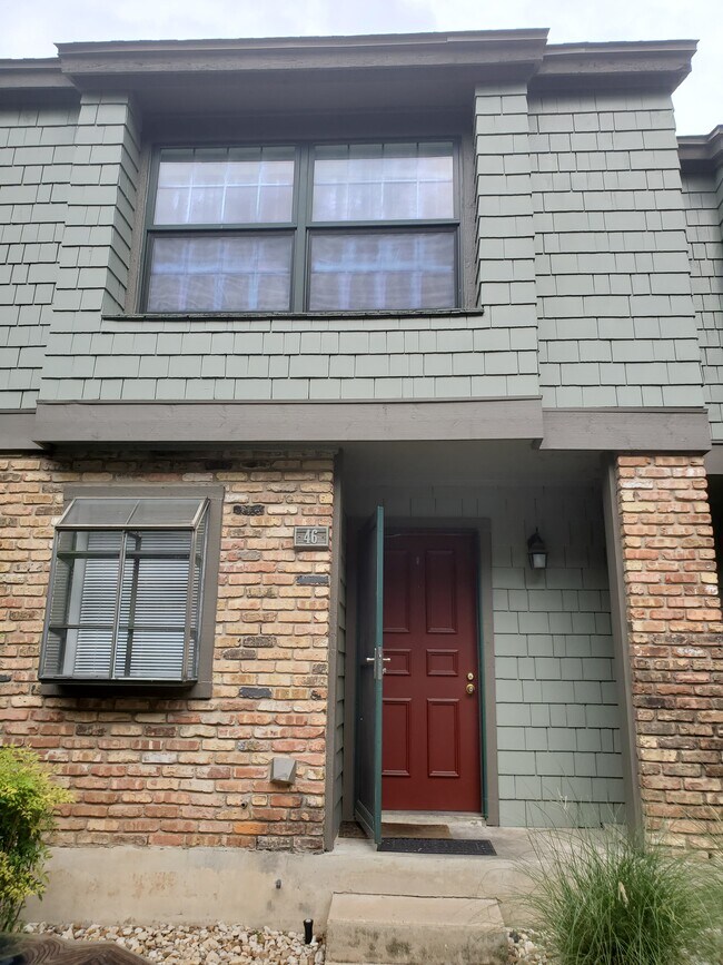7122 Wood Hollow Dr Condo Unit 46 Condo for Rent in Austin, TX