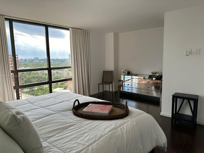 Photo - 1450 Brickell Bay Dr Unit 1907