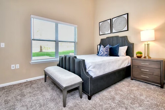 Photo - Hickory Trails Apartments