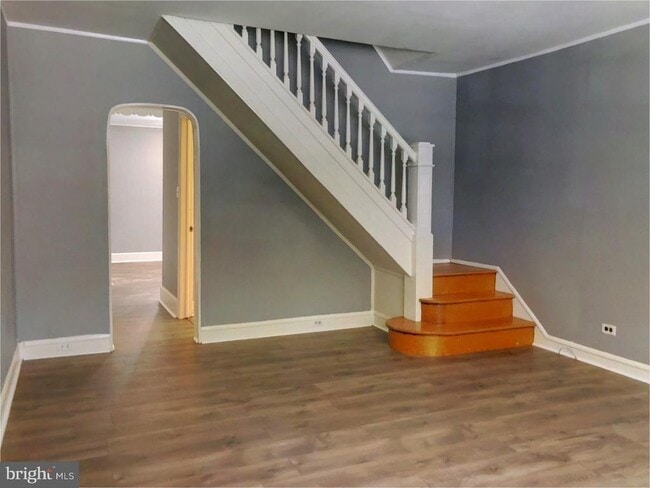 Photo - 306 Leverington Ave
