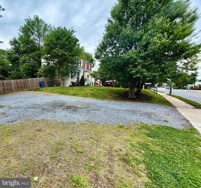Photo - 6106 N Kings Hwy