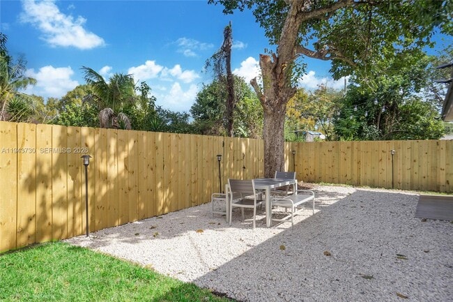 Photo - 1035 NW 48th St