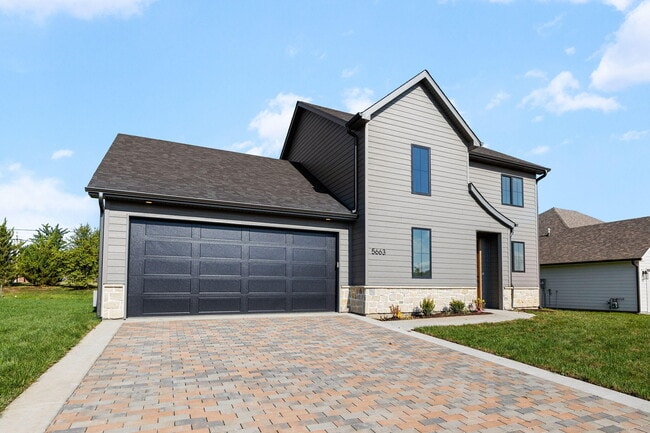 Photo - 5663 Ralph Dobbs Way