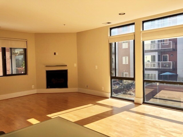 Photo - Spacious and Sunlit 1 BD 1BA in the Bustli... Unit 8
