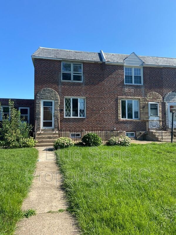 Photo - 398 Westmont Dr Townhome