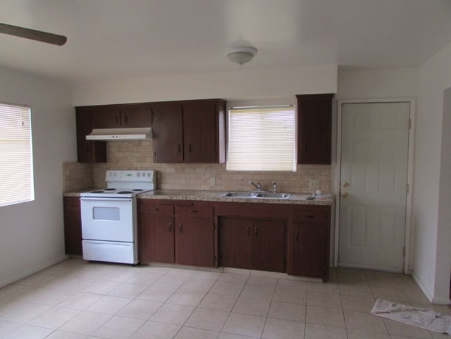 Photo - 2520 Bernice Dr