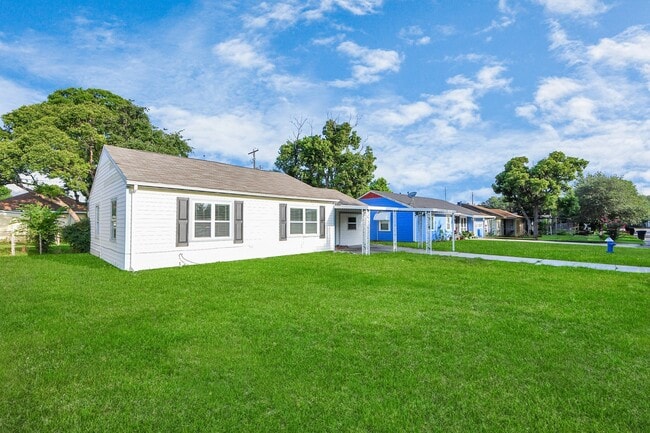 Photo - 2919 Elser St