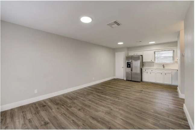 Photo - 6603 Narcissus St Unit Apartment