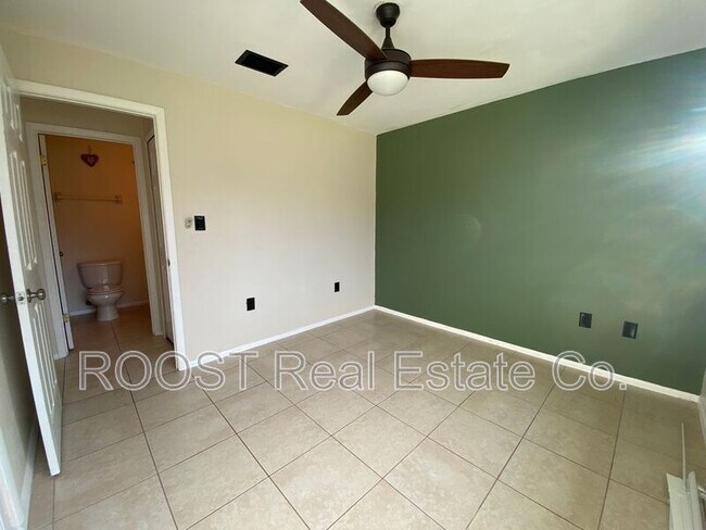 Photo - 838 Barbados Ave