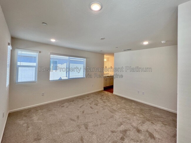 1491 Vintage Ln