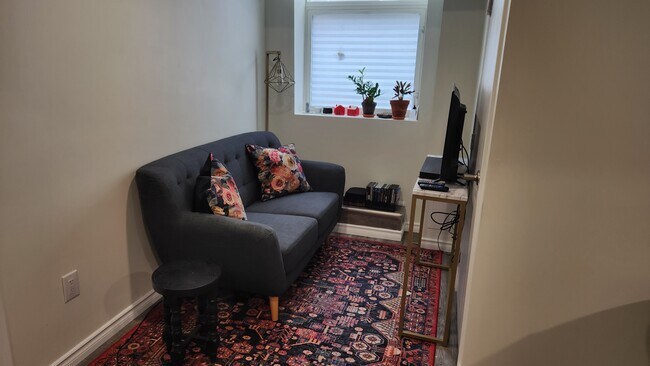 Photo - 2011 Grand Blvd