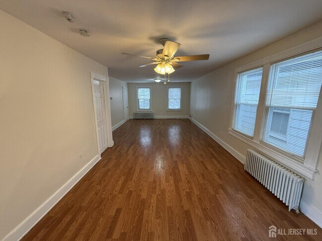 Photo - 251 Henry St Unit 2