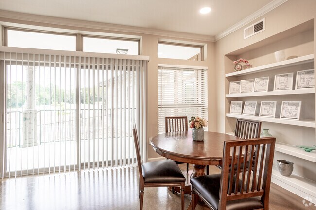 1HAB, 1BA - 941&nbsp;ft² - Bridge at Heritage Woods