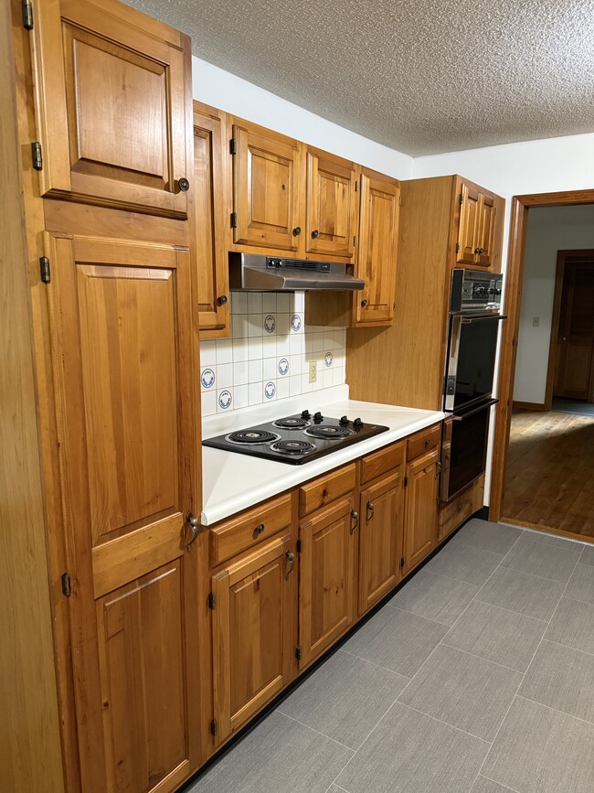 Photo - 161 Sand Pond Rd
