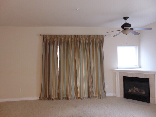 Photo - 1800 NE 40th St