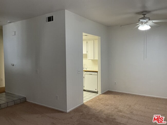 Photo - 544 N Orange Ave