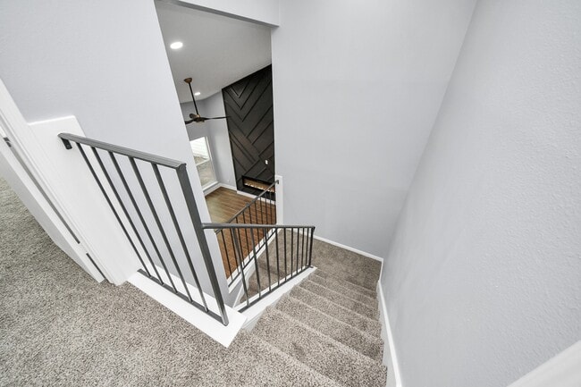 Building Photo - 10250 Bridgeland Ln