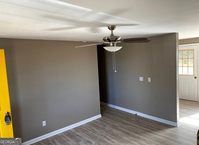 Photo - 545 Spring St